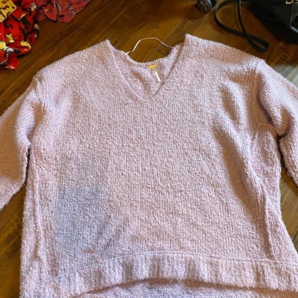 Sweater - Picture 1 of 1